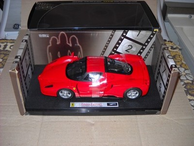 1/18 HOT WHEELS ELITE FERRARI ENZO CHARLIES ANGES MOVIE CAR in RED BNIB SOLD OUT
