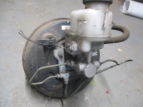 Toyota Hilux Brake servo + master cylinder 2005 - 2014 131010-17650 - Picture 2 of 8