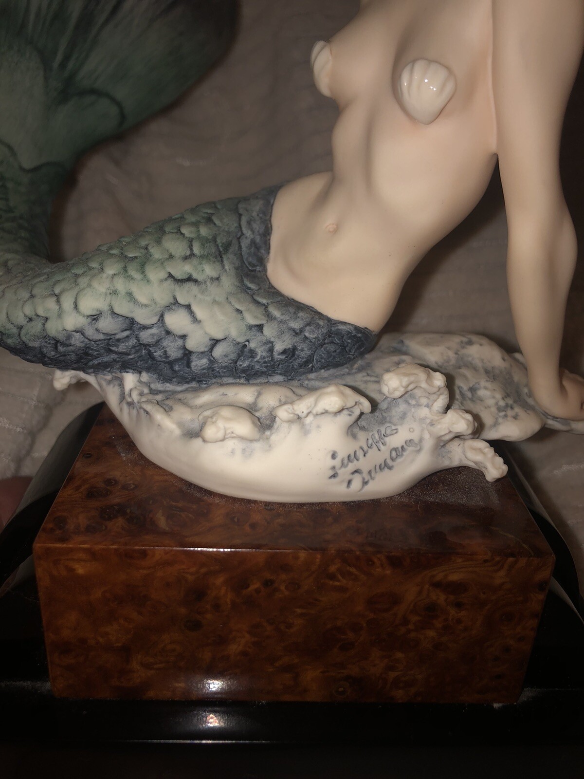 Picture 3 of 9