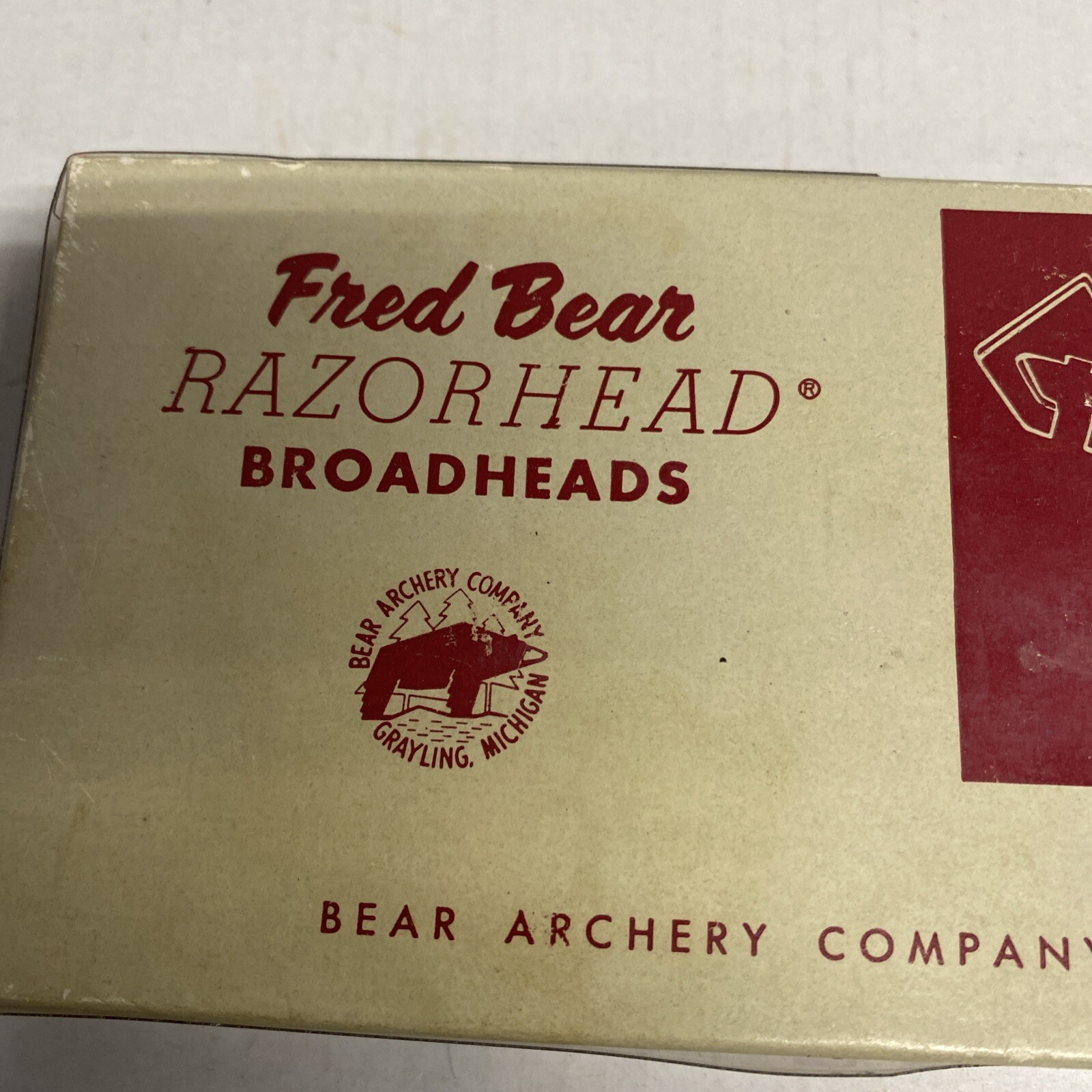 Set of 12 Fred Bear Razorheads Vtg NEW in Original Box! Broadhead
