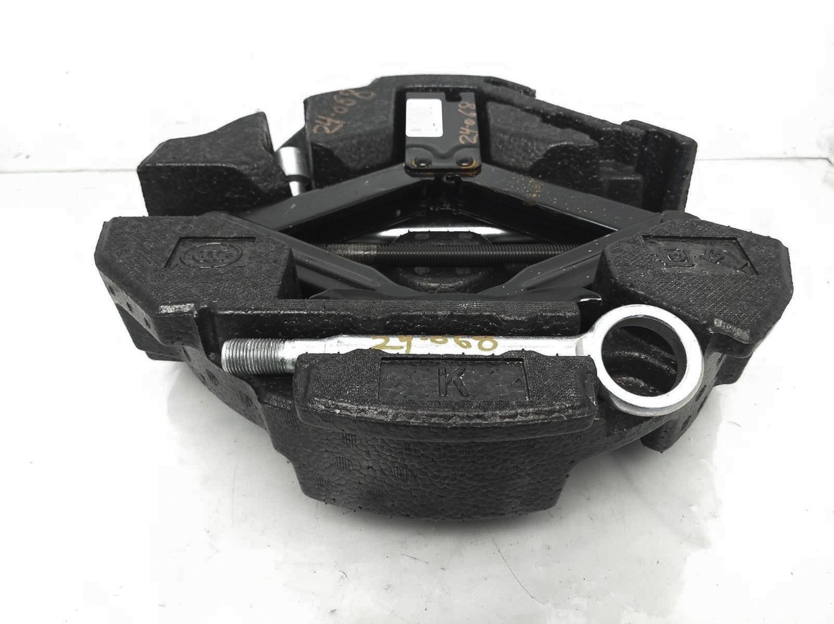 2017-2023 Subaru Crosstrek Spare Tire Scissor Jack W/ Tools