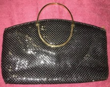 Vintage 1980  s Black Metal Mesh Chain Link Hand Bag