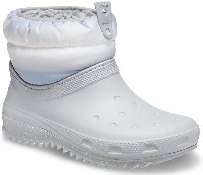 crocs Classic Neo Puff Shorty Boot Women Hellgrau Weiß Croslite