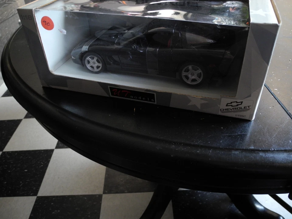 Chevrolet Corvette Modelos U/T Muy RARO, 1:18, Nuevo Foto 4 de 4