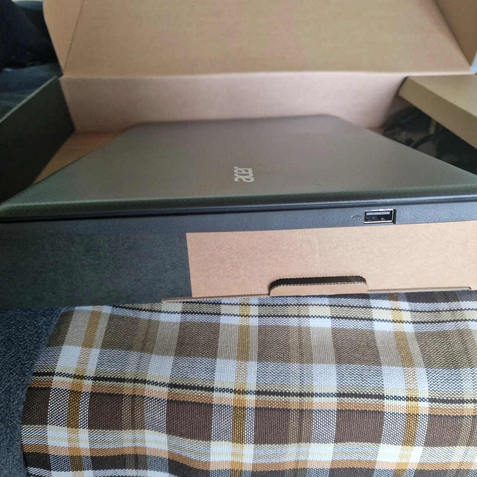 Notebook portatile Acer Aspire One Cloudbook 14 - Immagine 4 di 4