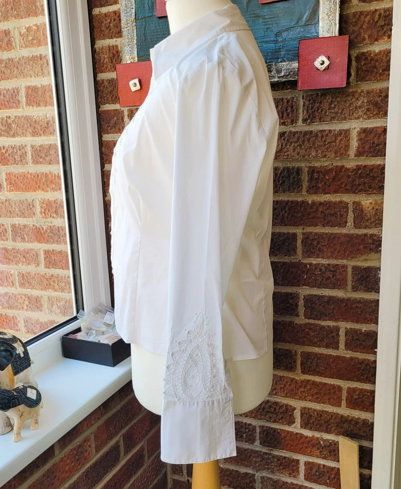 Vintage Cotton Blend Lace Feature Steam Punk White Shirt UK 16 (more like a 12+) - Image 4 of 4