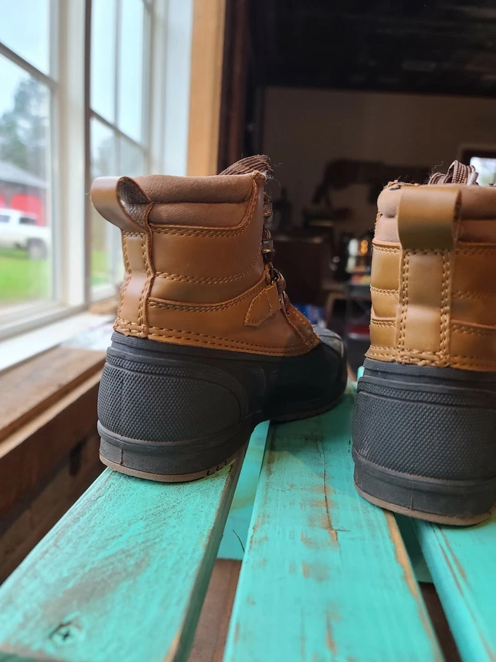 Magellan Boots YOUTH Size 1 Outdoor Duck Style Boots - Image 4 of 4