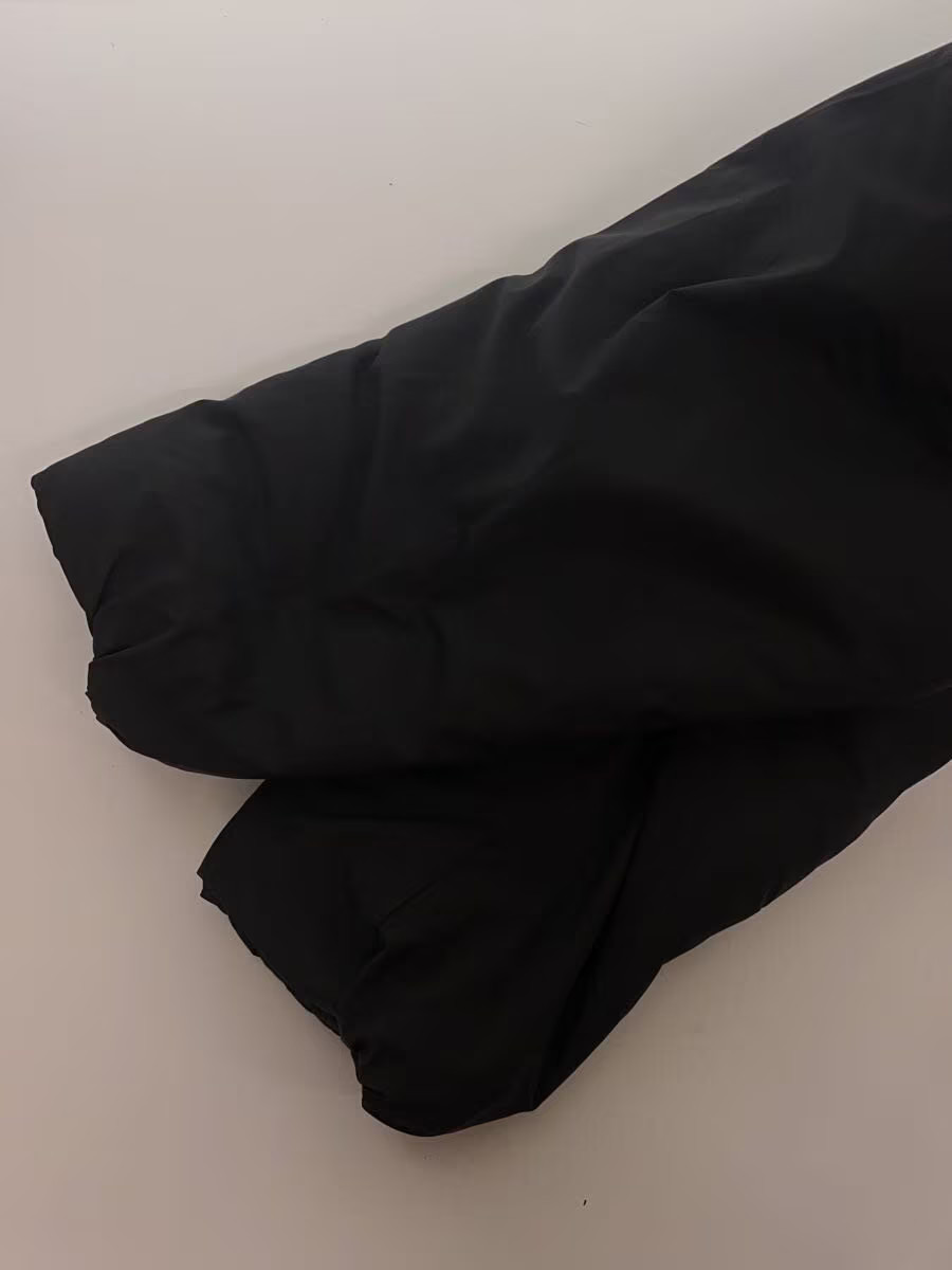 DESCENTE Down Jacket -- Polyester Black Solid Col… - image 6