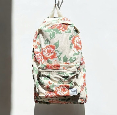  NEW Hershel Vintage Rose Washed Cotton Fabric Daypack Backpack.