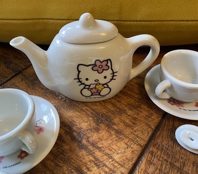 Hello Kitty Miniatur Teeservice. Komplett. 