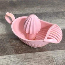 Vintage Juicer Citrus Reamer Pink Plastic Bonny USA Retro Kitchen Utensil