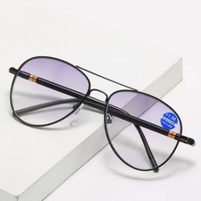 2-in-1 Bifocal Sun Readers UV Protection Anti-Glare Sunglasses for Outdoor Use