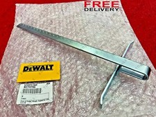 GENUINE DEWALT CIRCULARSAW PARALLEL RIP FENCE GUIDE N174703 DCS570 DCS576 DWE576