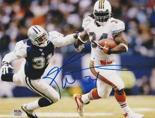 RICKY WILLIAMS  MIAMI DOLPHINS  THROWBACK  PSA AUTHENTICATED ACTION SIGNED 8x10