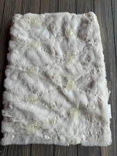 Baby Luxe White Plush Rose Patterned Blanket