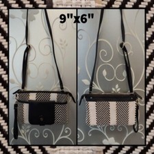 Lovely Wristlet / Crossbody Mini Purse