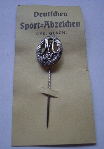 DSB Sports Performance Badge Pin - For Girls DLV 1961 (K)