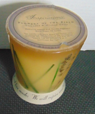 NEW Scented Inspirations Flowers of the Field Candle,  (Lavender & Meadow Grass