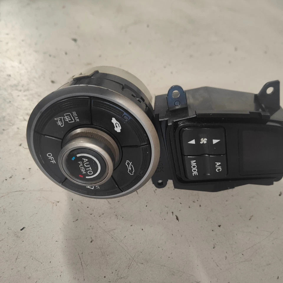 Honda Insight 2010 calefacción panel de control de clima D09Z9 Foto 2 de 4