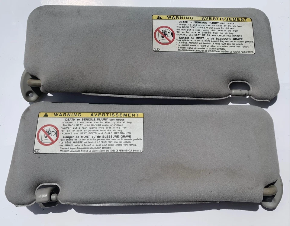 SCION TC 2005-2010 Gris OEM PARASOLES Conductor Pasajero PAR DE SOMBRAS Izquierda/Derecha Foto 3 de 3