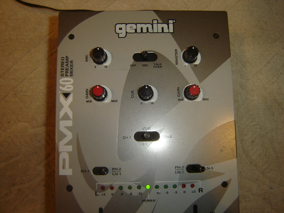 Gemini PMX-60, Stereo Preamp Mixer - Image 3 of 4