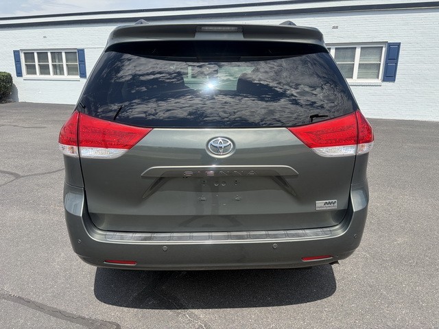 2013 Toyota Sienna XLE HANDICAP WHEELCHAIR RAMP VAN w/EZ-LOCK 106K Mls ...
