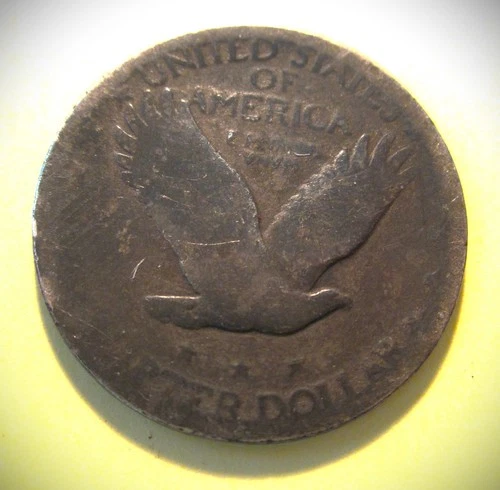 No Date • Standing Liberty Quarter 25C - Circulated - 90% Silver