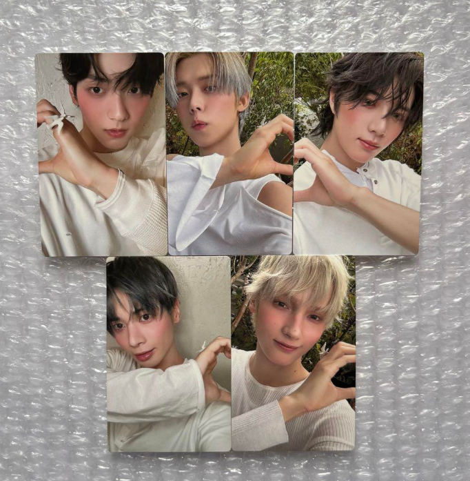 TXT Starkissed 埼玉会場 限定 トレカ ベルーナ　コンプ Starkissed [初回限定フォトカード盤][CD][+フォトカード] - TOMORROW