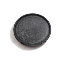GENUINE LEICA LEITZ R4 R5 R6 R7 CAMERA BODY CAP 14103 MINT
