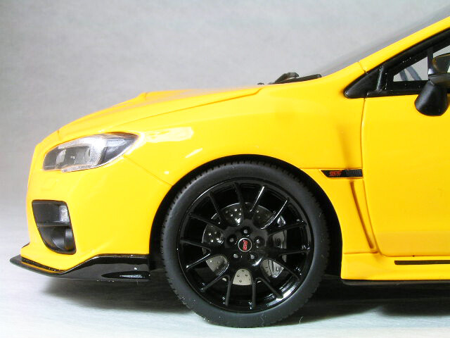 Kyosho 1/18 Scale Subaru WBX STi S207 NBR Challenge Package