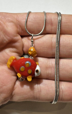 Vintage Lamp Work Art Glass Molded MOP Fish Pendant Silver 925 Necklace CR16. 6