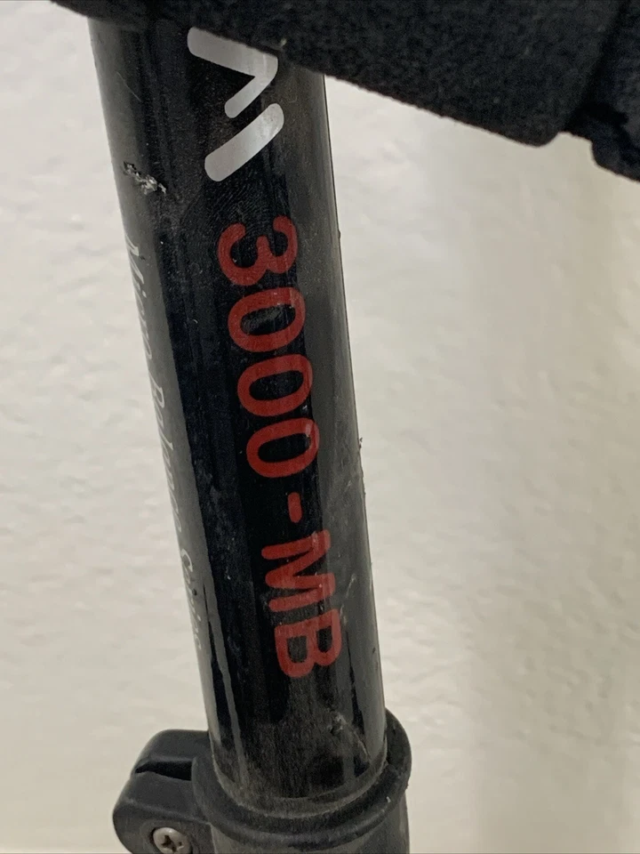 FLYCAM 3000-MB Handheld Video Camera Stabilizer Pre-owned - Image 2 of 4