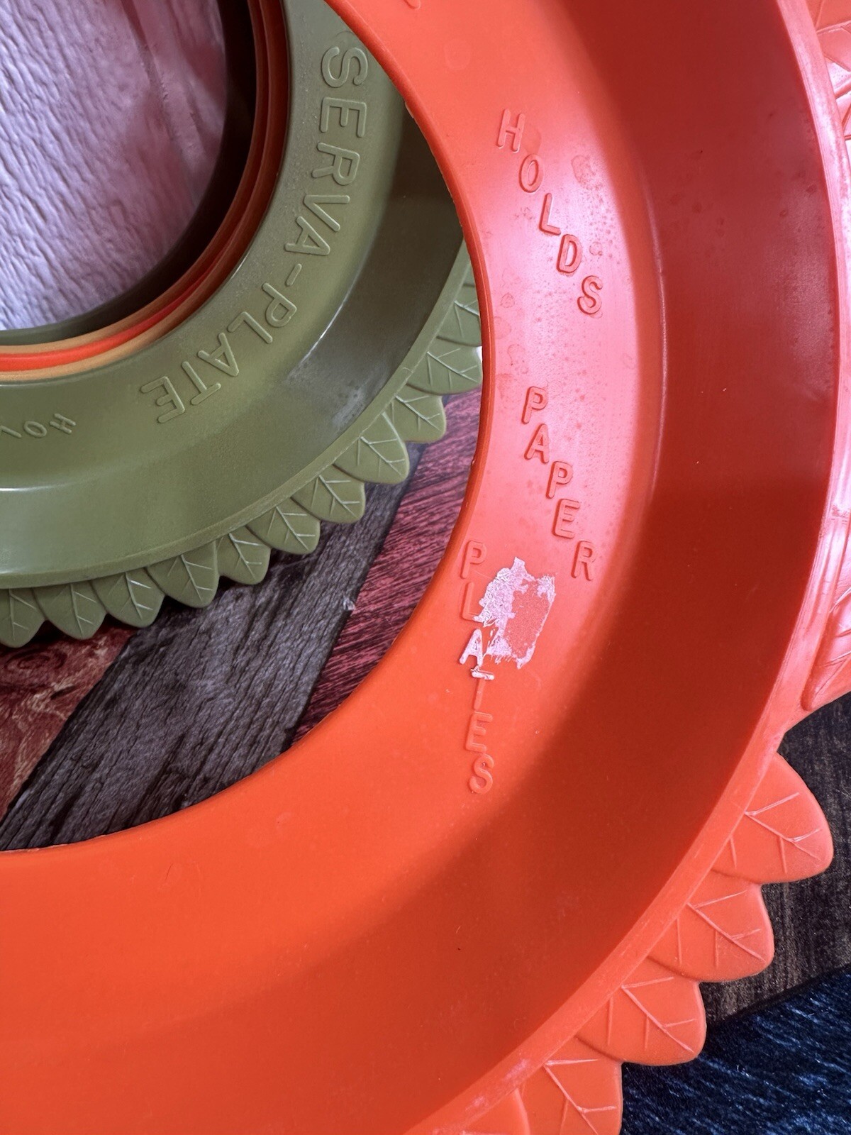 Set of 6 Serva-Plate Paper Plate Holders Flower Shape Orange Yellow Green