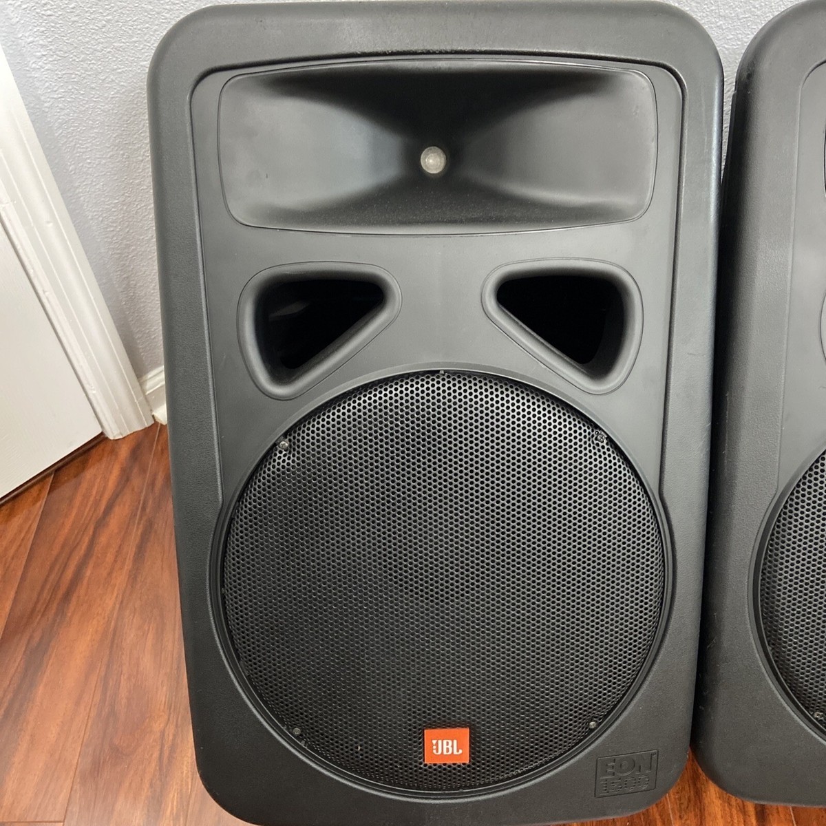 JBL EON 1500 15″ Speakers Pair | eBay