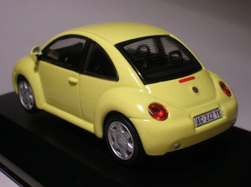 VW Volkswagen Nuovo Maggiolino scala 1/43 new beetle - Immagine 4 di 4