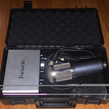 Focusrite Audio/MIDI Interface Microphone Kit w/ Cable Carrying Case