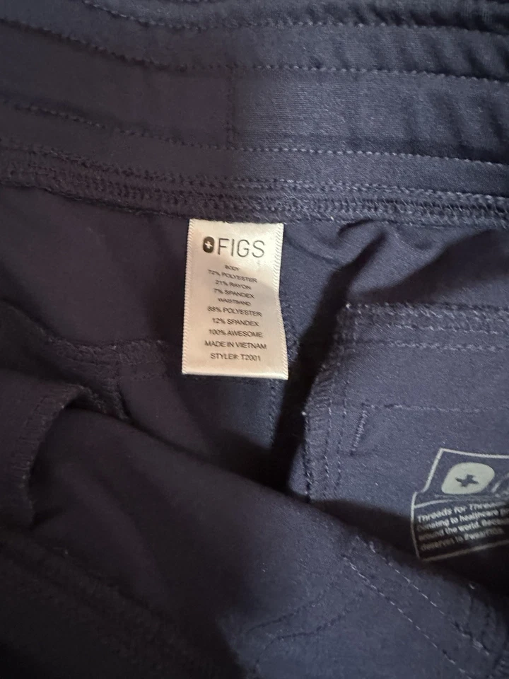 Men women unisex Scrub Lot Size large - Image 3 of 4