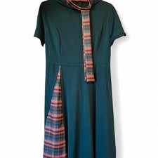 1960s Classic Green and Plaid detailed Dress