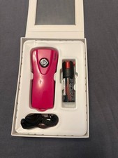 Sicherheits-Set Pink: 120dB Alarm-Taschenlampe & Pfefferspray (Tierabwehr)
