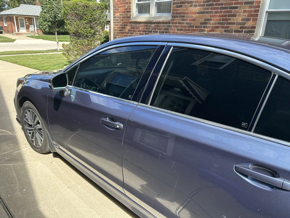 Cubiertas de postes de pilar negras brillantes 8 piezas molduras de puerta para Subaru Legacy 2015-2018 Foto 2 de 4