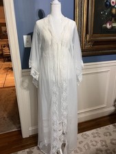 Lace Robe And Nightgown Set