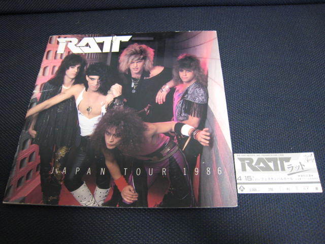 Ratt 1986 Japan Tour Book Concert Program w OSAKA Ticket Demartini