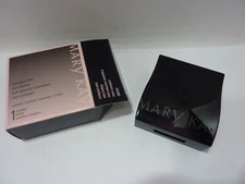 NEW Mary Kay Refillable Magnetic Mirrored  Special Edition Compact Mini BLK