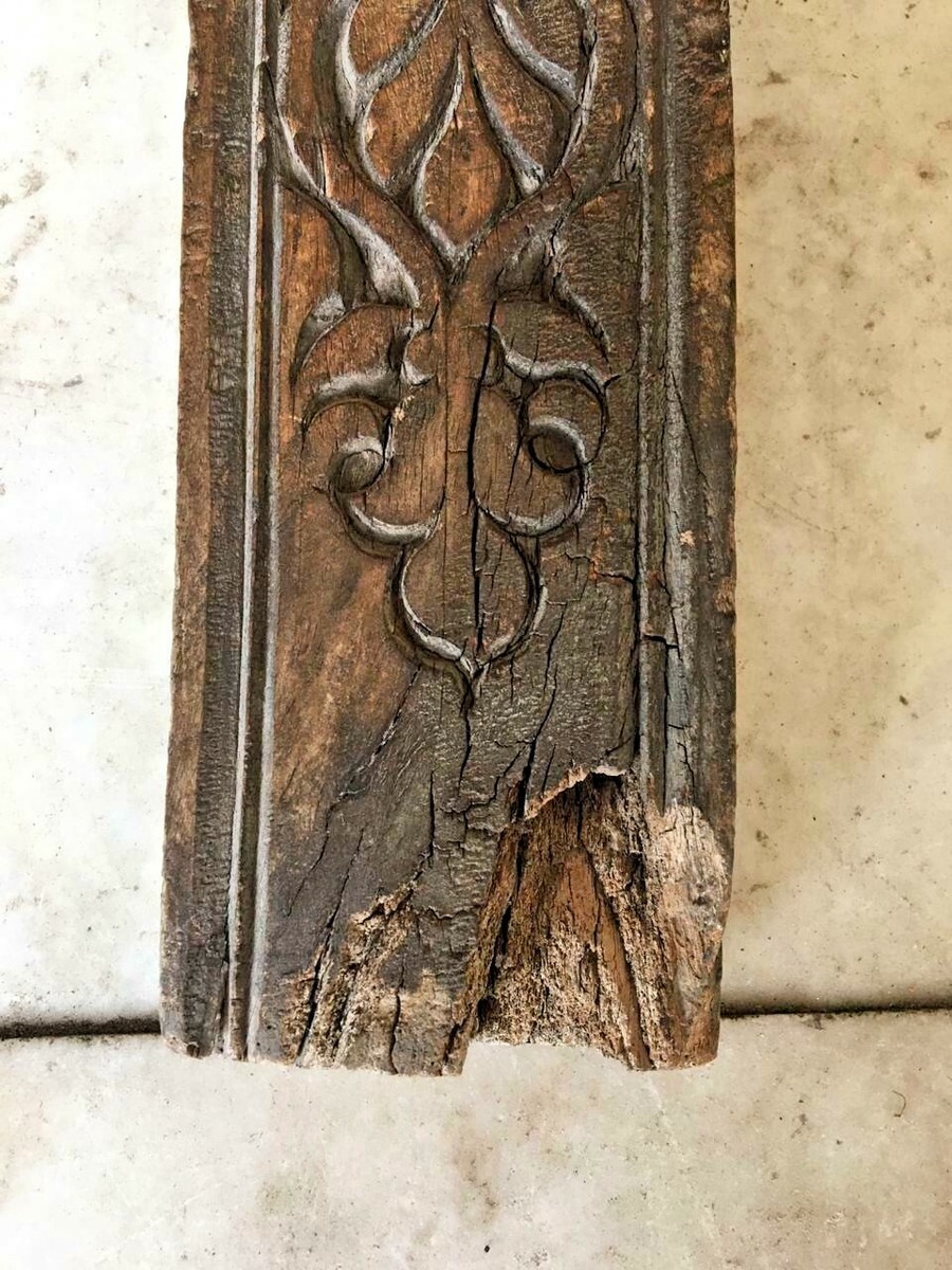 ANCIENNE CANNE EN bois monoxyle sculpté Décor de Bouquetin Art