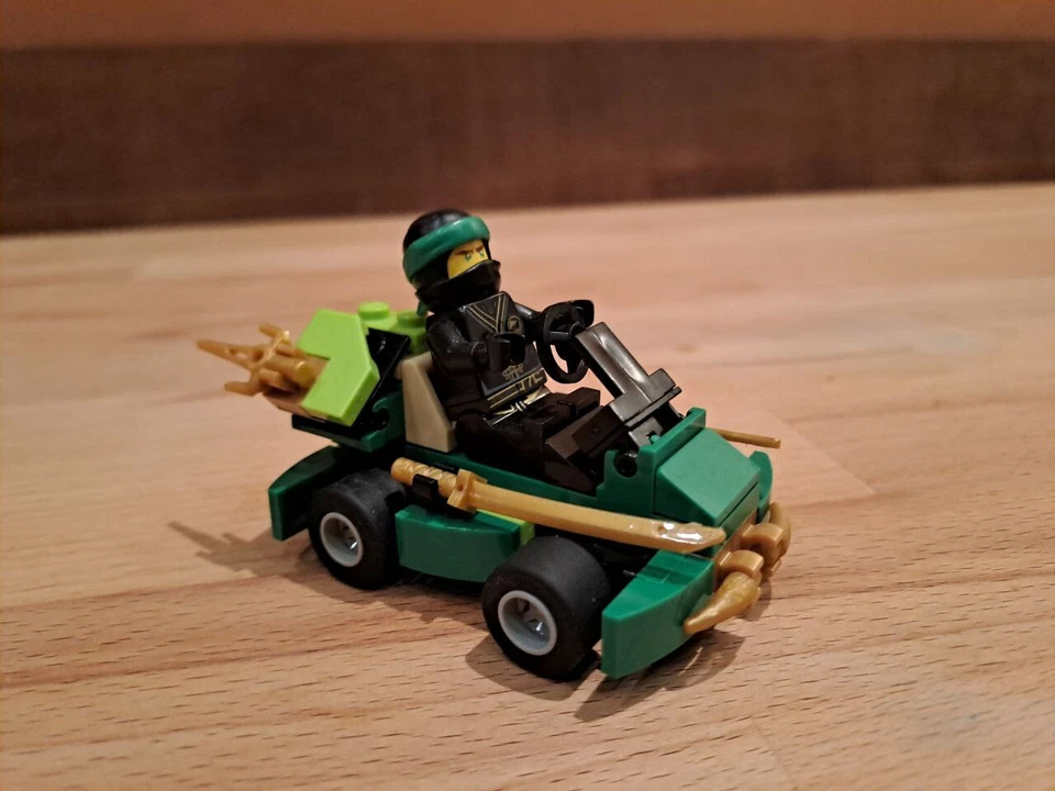 LEGO Ninjago 30532 TURBO, Foto 1 von 4