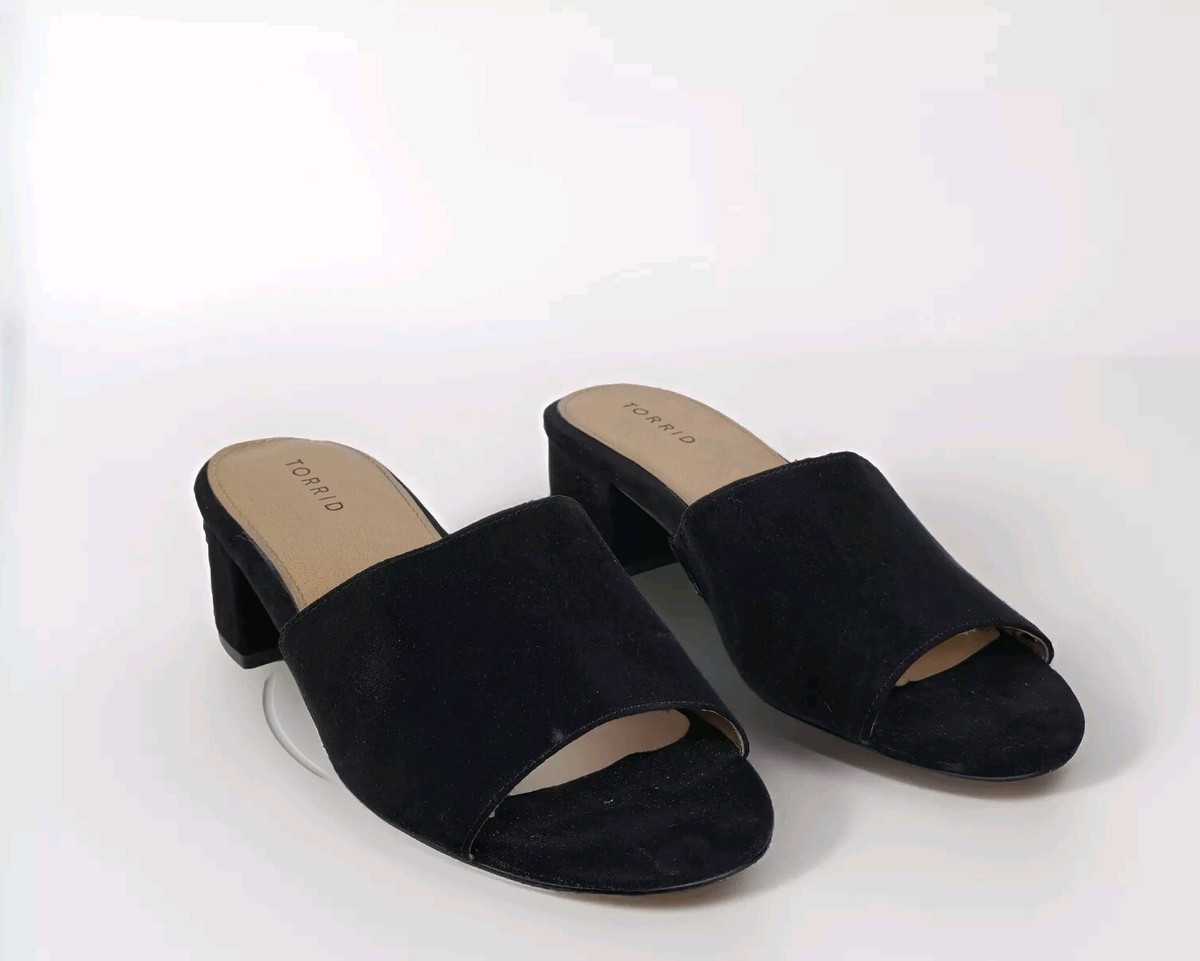 TORRID WOMENS US BLACK FAUX SUEDE BLOCK HEEL OPEN TOE MULES SLIP-ON  NICE