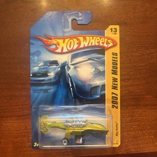 2007 HOT WHEELS NEW MODELS SKY KNIFE #13 OF 36 GREEN NIP FREE SHIPPING