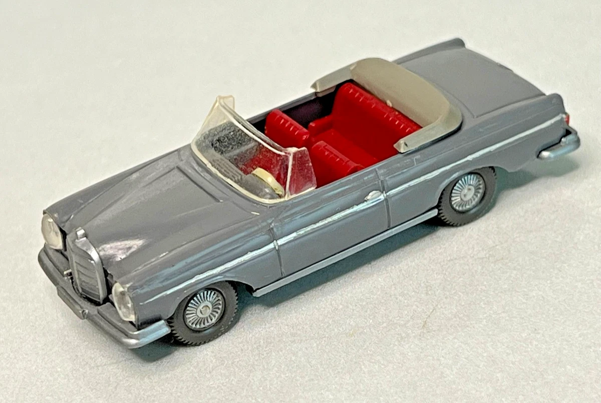 Lot De 11 Voitures Miniatures 1/87 - Mercedes Wiking, Opel, Norev, Etc.