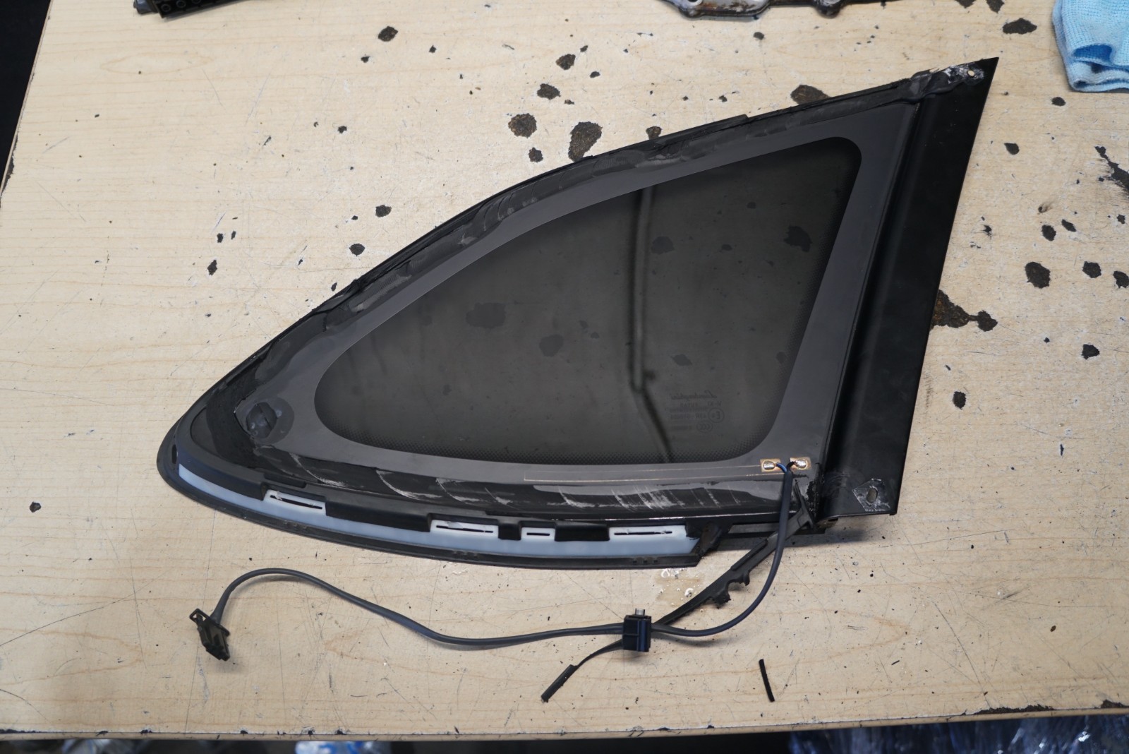 2019 - 2025 LAMBORGHINI URUS REAR LEFT DRIVER QUARTER WINDOW GLASS OEM 4ML845297