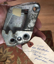 1961 1962 Oldsmobile F85 4 Door New Other Rh Front Door Lock Striker-6278510